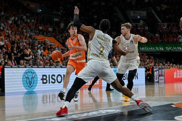 2完成反超 2完成反超