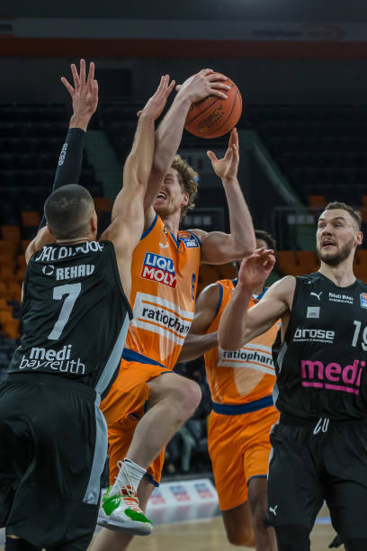 更是对整体 更是对整体